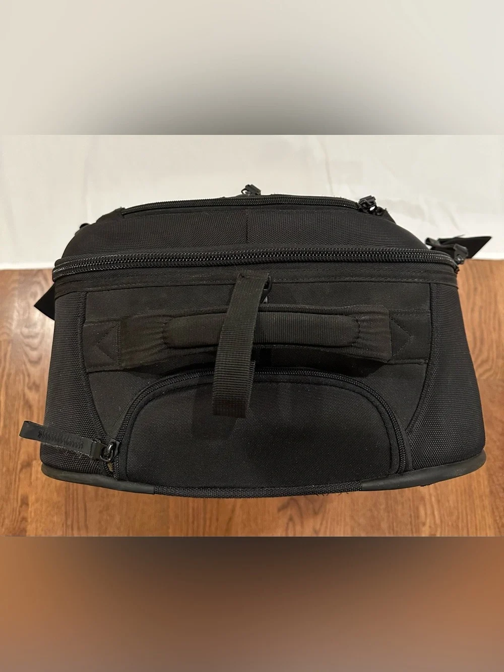 Victorinox Ch-97 2.0 Wheeled Carry-On Suitcase 20”